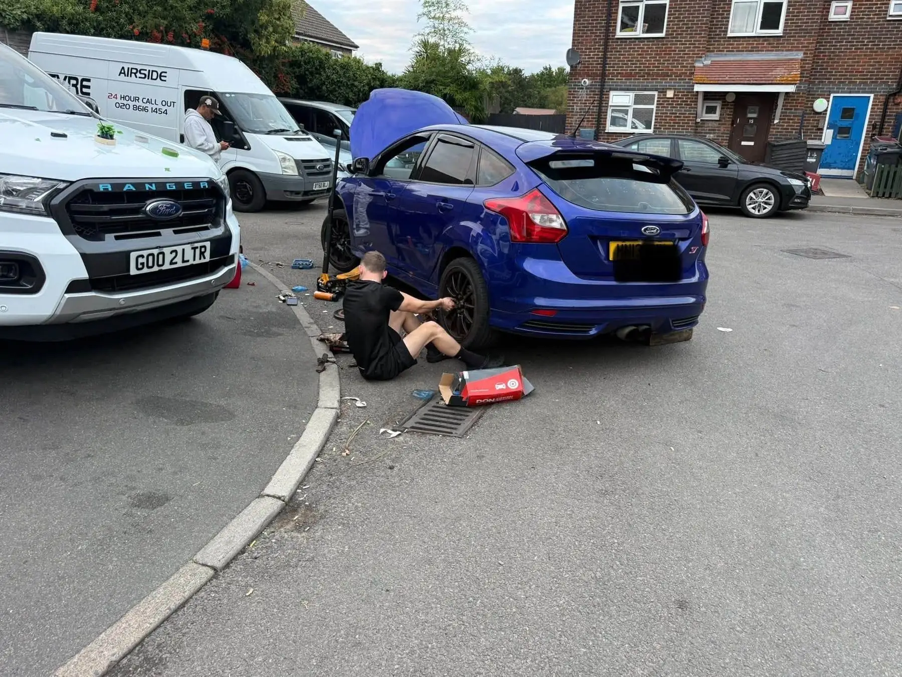 Brake and hub work at the kerbside